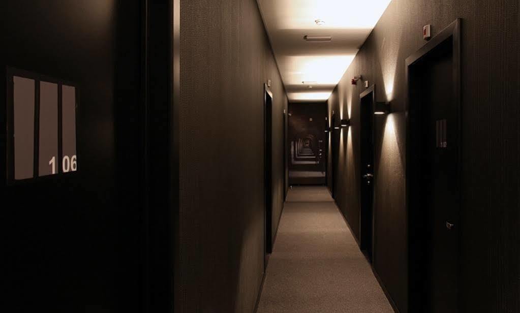Hotel The Lodge Vilvoorde Beltér fotó